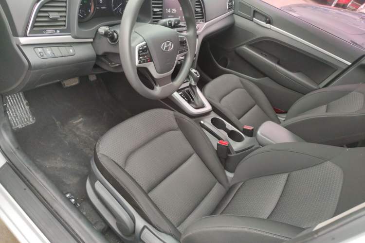 Used Hyundai Elantra (6th Generation / Lingdong) 2016 1.6L Automatic ZhiXuan – Elite Version Left Front Seat