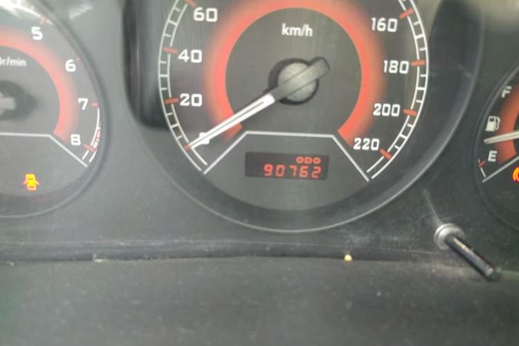 Used Soueast V3 Lingyue 2012 1.5L Manual New Happiness Edition