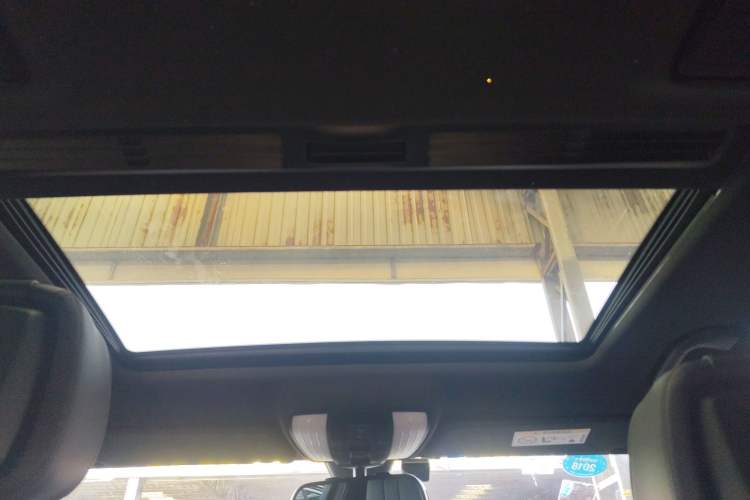 Used Mercedes-Benz E-Class 2015 Restyled E 260 L Sport Edition
