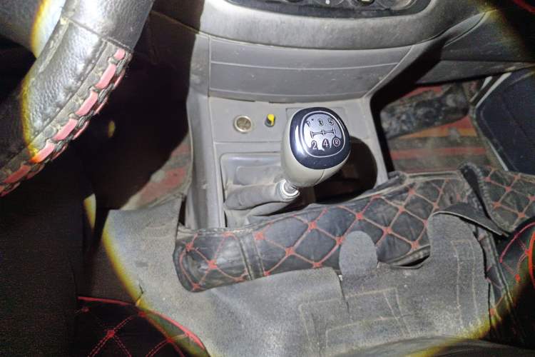 Used Jinbei Hiace 2014 2.0L 5th Generation Kuaiyunwang Business Version 4G21B Gear Lever