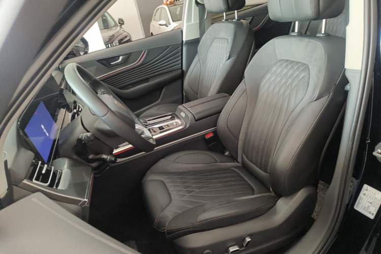 Used Hongqi HS5 2023 2.0T Qixiang Pro Edition
