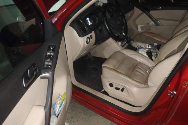 Used Volkswagen Tiguan 2012 1.8TSI Automatic Two-Wheel Drive Elite Edition Driver Seat