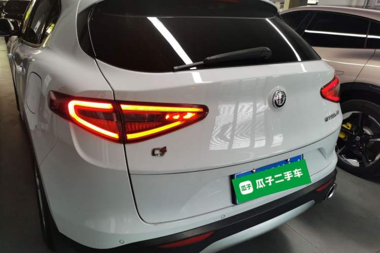 Used Alfa Romeo Stelvio 2017 2.0T 200HP Elite Edition
