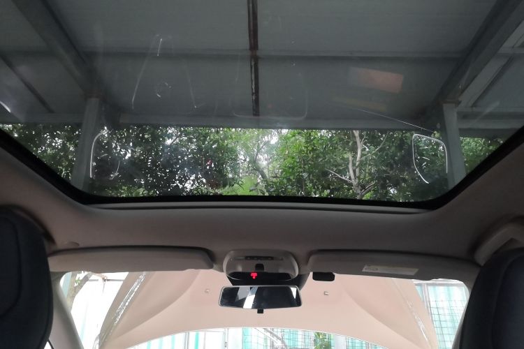 Used Volvo V40 2015 1.6T Zhiya Edition
