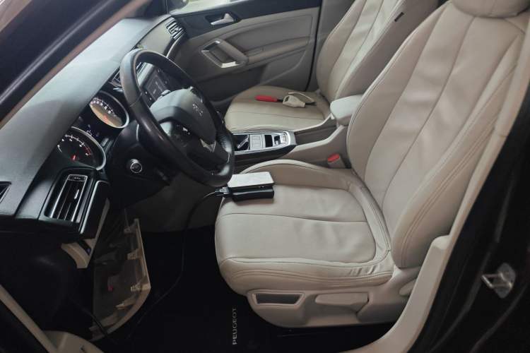 Used Peugeot 408 2014 1.8L Automatic Luxury Edition Left Front Seat