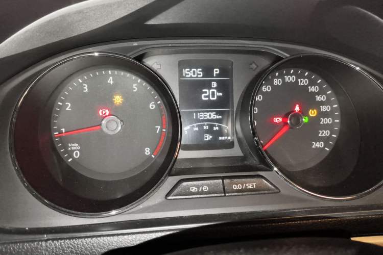 Used Volkswagen Gran Lavida 2015 1.6L Automatic Comfort Edition
