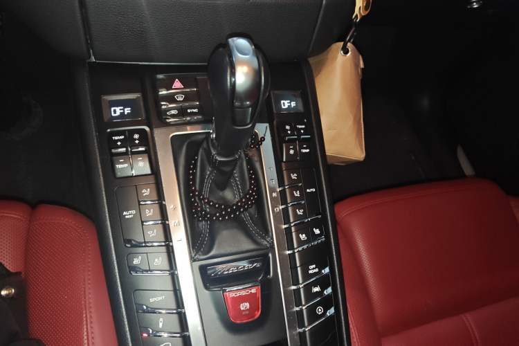 Used Porsche Macan 2017 Macan S 3.0T Gear Lever