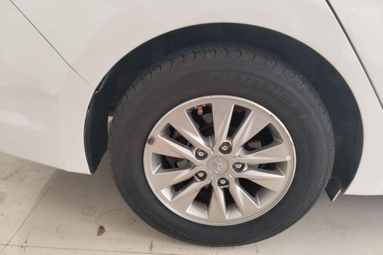 Used Hyundai Celesta 2018 1.6L Automatic GL Enjoyment Edition China VI compliant