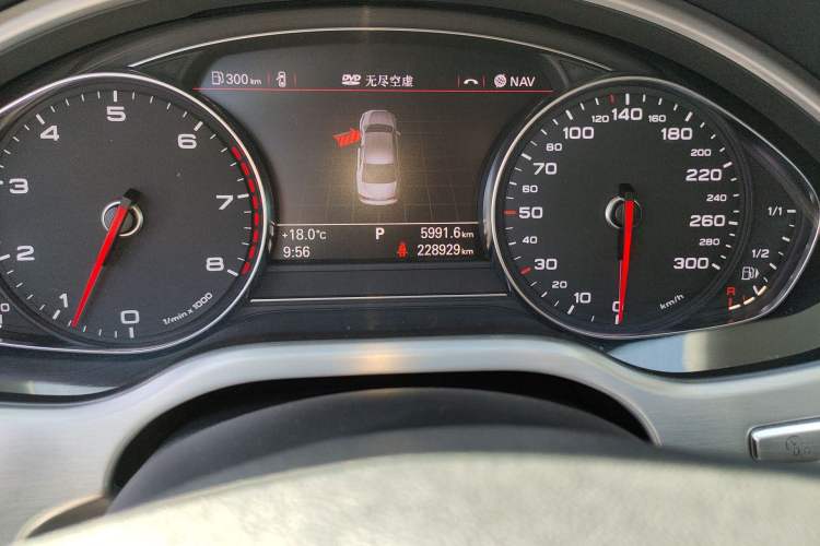 Used Audi A8 2012 A8L 45 TFSI quattro Comfort model Odometer Close Up