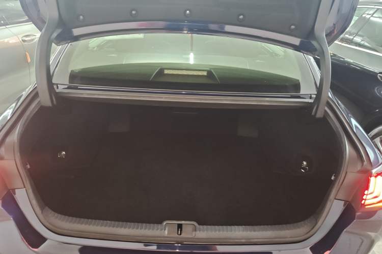 Used Lexus ES 2023 200 Excellence Edition