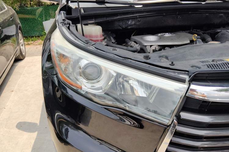 Used Toyota Highlander 2015 2.0T Four-Wheel Drive Luxury Edition 7-Seater
