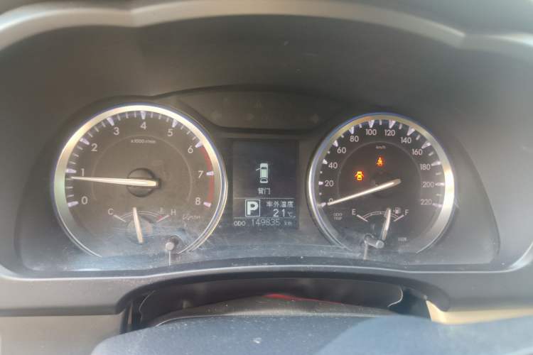 Used Toyota Highlander 2015 2.0T Four-Wheel Drive Luxury Edition 7-Seater Instrument Cluster