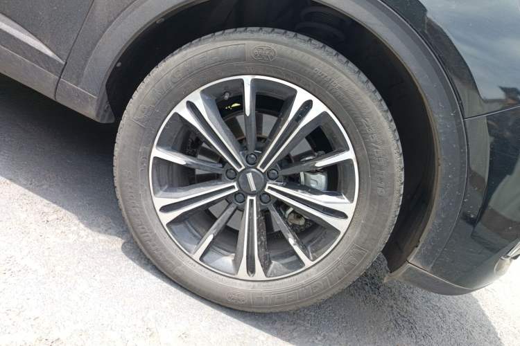 Used Wey VV6 2021 2.0T Two-Wheel Drive Smart Protection+ Right Front Wheel Hub