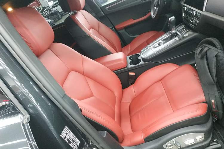 Used Porsche Macan 2020 Macan 2.0T
