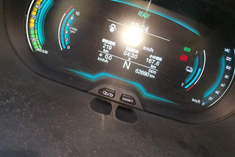 Used Chery QQ Little Ant 2021 200 000-Yuan Ant Fan Edition Talent Version NMC Battery 408 km续航
