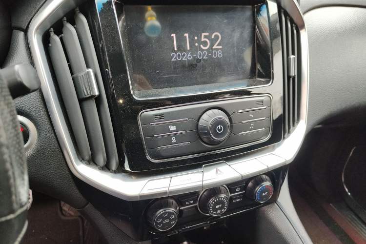 Used JMC Yusheng S350 2016 2.0T Automatic All-Wheel Drive Gasoline Luxury Edition 5 Seats