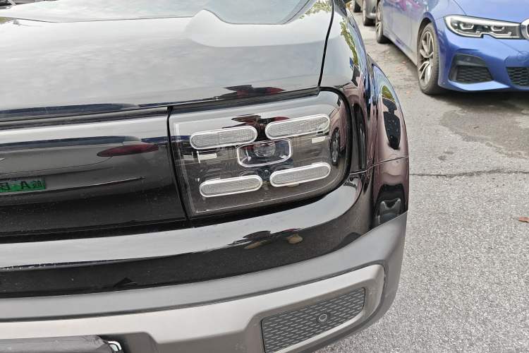 Used Baojun Spark EUV 2024 Flagship Edition 4 Seats Left Front Headlight