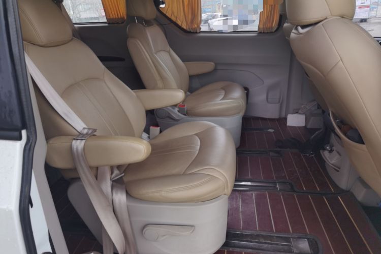 Used SAIC MAXUS G10 2015 2.0T Automatic Anniversary Edition