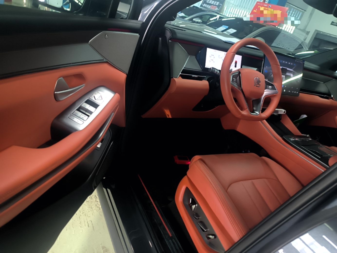 BYD Tang L 2025 DM 200KM Four-Wheel Drive LiDAR Flagship Model — снимка 18