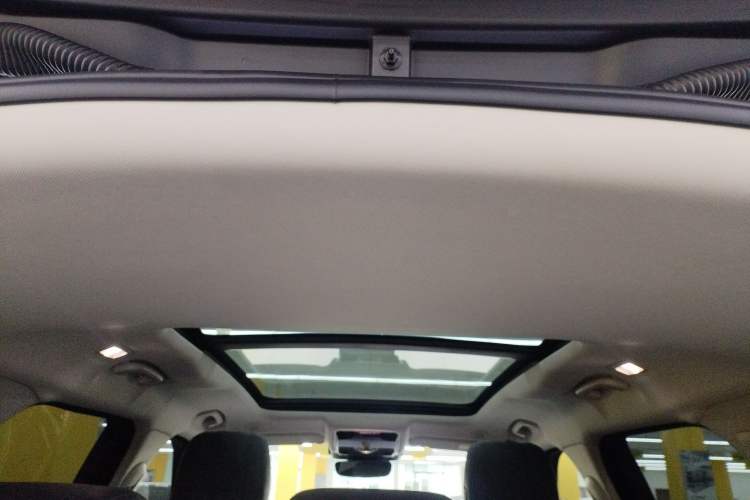 Used Land Rover Range Rover Velar 2024 S Model