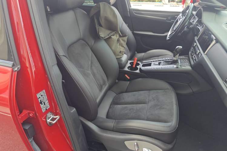 Used Porsche Macan 2018 Macan 2.0T