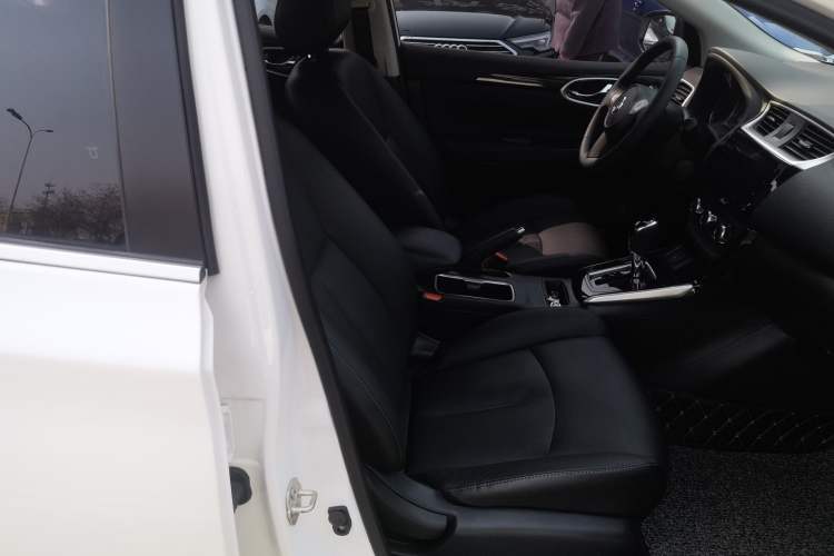 Used Nissan Sylphy 2019 1.6XV CVT Smart Connect Luxury Edition China VI Standard