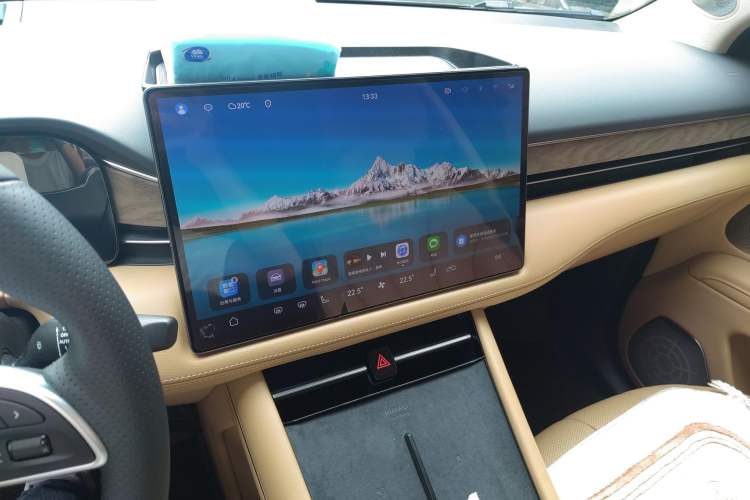 Used Hima AITO M7 2022 1.5T Four-Wheel Drive Luxury Edition Audio And AC Panel