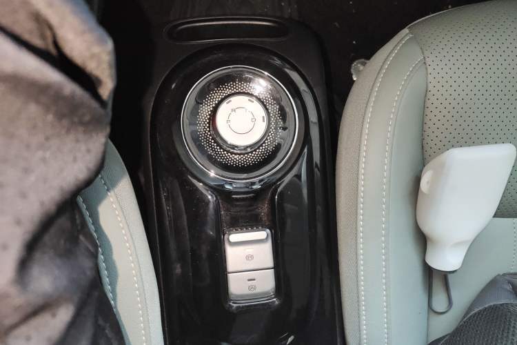 Used Wuling Bingo 2024 333 km Lingxi Connected Version
