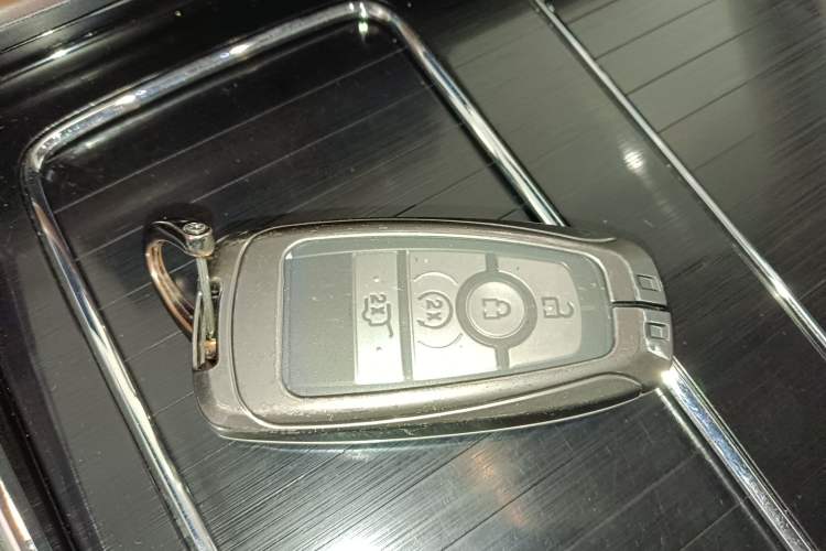 Used Lincoln Aviator 2023 3.0T V6 Four-Wheel Drive Luxury Cruise Version Six Seats
