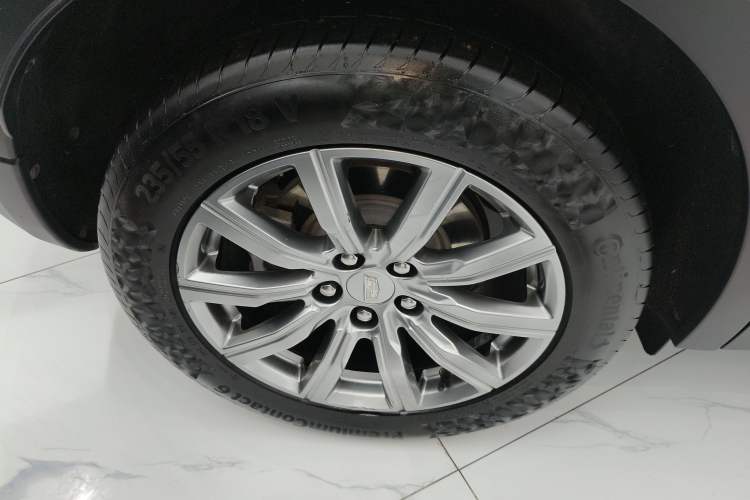 Used Cadillac XT4 2021 28T Two-Wheel Drive Luxury Version
