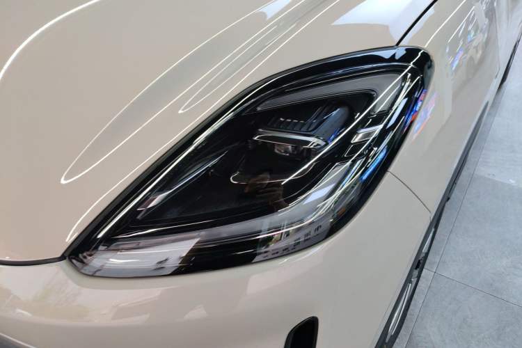 Used Wuling Bingo S 2025 Model 325km Deluxe Edition
