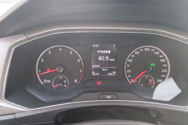 Used Volkswagen T-ROC 2021 280TSI DSG Two-Wheel Drive Elite Connect Edition