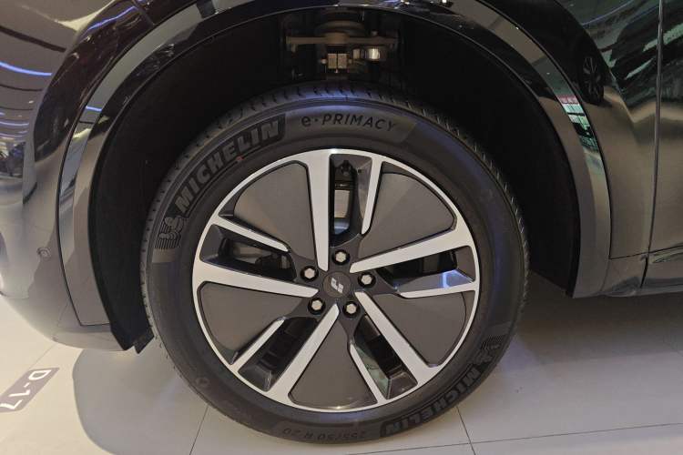 Used Li Auto L8 2024 Pro Model