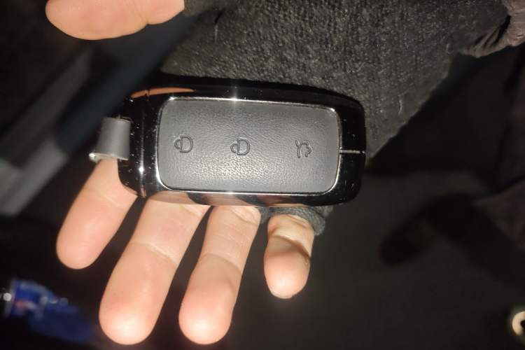 Used SAIC MAXUS RG10 