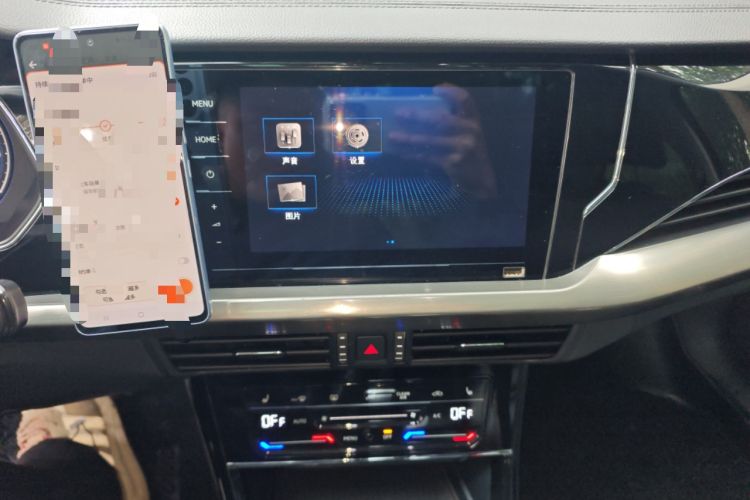 Used Volkswagen Passat New Energy 2020 430 PHEV Hybrid Elite Edition China VI Standard Audio And AC Panel