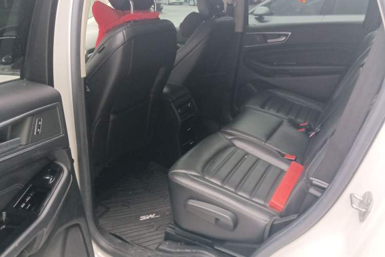 Used Ford Edge 2017 EcoBoost 245 Four-Wheel Drive Sporty 7-Seater
