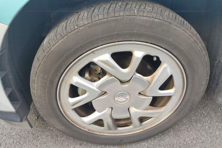 Used Buick Velite 6 2024 450km Range Commuter Version
