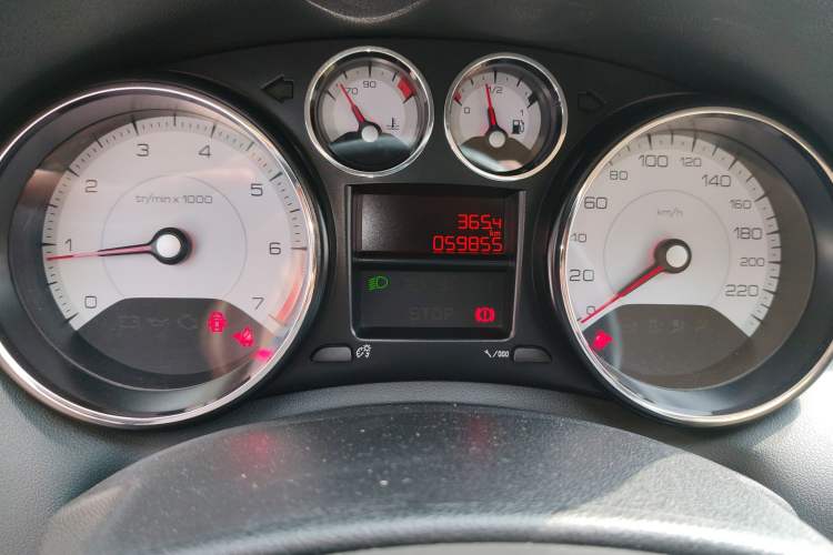 Used Peugeot 308 2014 Enjoy Edition Classic 1.6L Manual YouShang Model