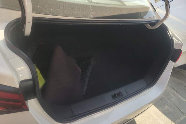 Used Nissan Sylphy 2022 1.6L XL CVT Enjoyment Edition Trunk