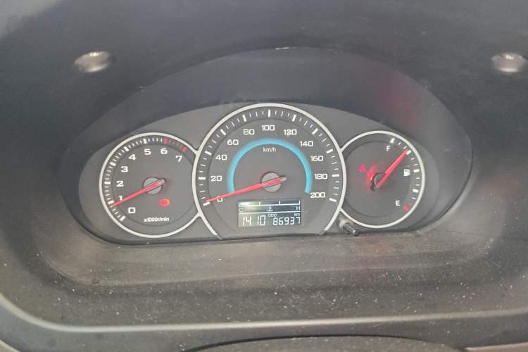 Used Wuling Rongguang V 2016 1.5L Standard Version Instrument Cluster