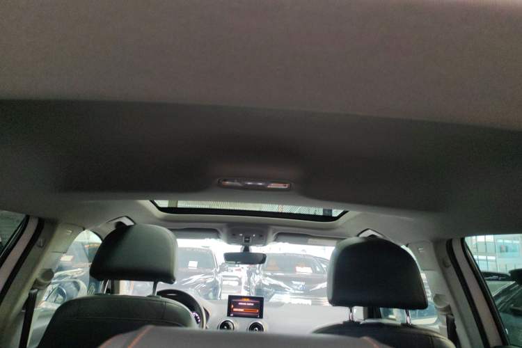 Used Audi Q2L 2018 35 TFSI Fashion Elegant Version China V Headliner