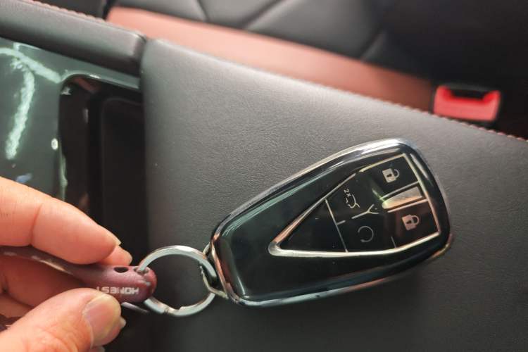 Used CHANGAN Eado 2023 Changan Edition PLUS Blue Whale NE 1.4T GDI DCT Prestige Version Vehicle Key