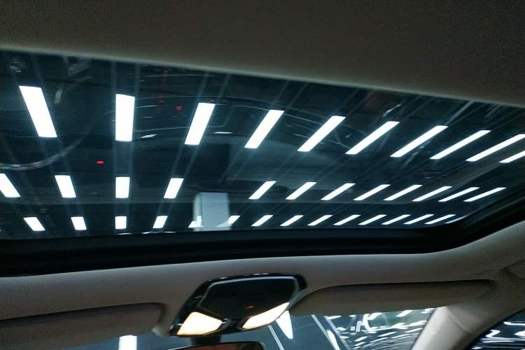 Used BMW 7 Series 2016 730Li Leading Model
