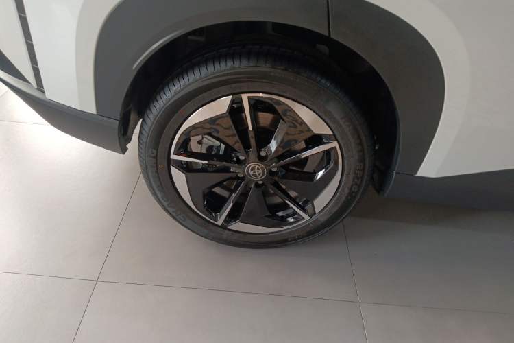 Used Toyota BZ 3X 2025 520 Pro Right Rear Wheel Hub