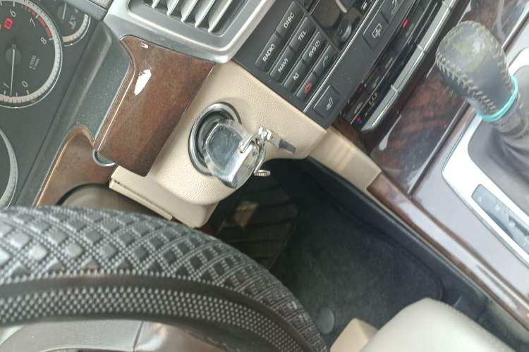 Used Mercedes-Benz E-Class 2011 E 200 L CGI Elegant Model