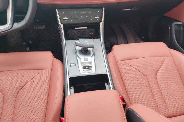 Used CHANGAN CS75 2024 Enjoyment Edition 1.5T DCT Prestige Model
