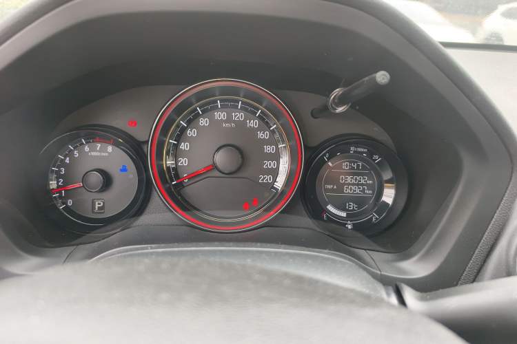 Used Honda XR-V 2017 1.8L EXi CVT Comfort Version
