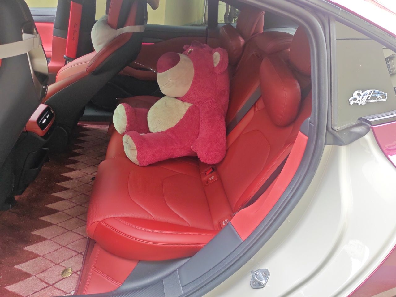 Xiaomi Auto SU7 2024 Four-Wheel Drive Ultra-Long Range Advanced Intelligent Driving Max Edition — снимка 17