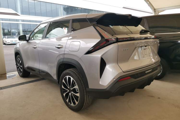 Used Geely Auto Emgrand X7 Sport 2026 Model 1.5TD Aspirational