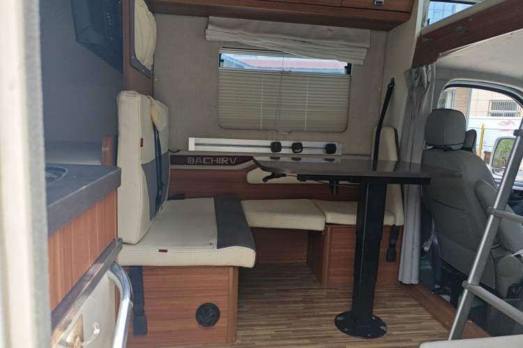 Used SAIC MAXUS V80 RV  Left Rear Seat